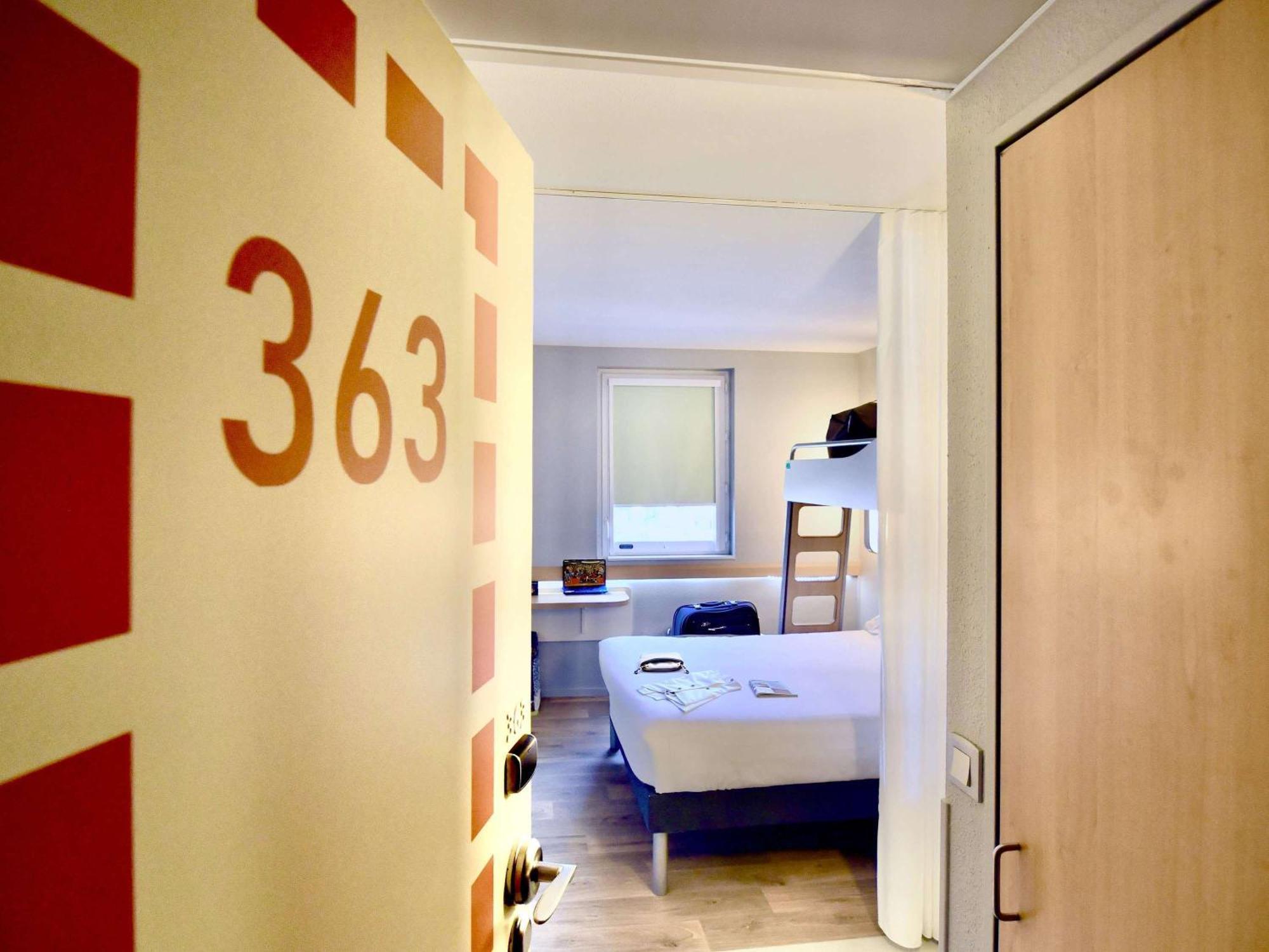 Ibis Budget Nantes Reze Aeroport Екстер'єр фото